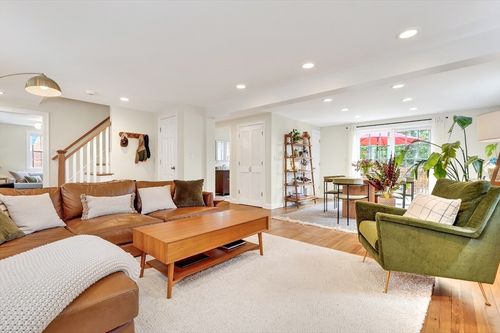 34 Academy Street, Arlington, MA, 02476 | Card Image