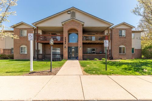 6-2482 Eagles Cir, Ypsilanti, MI, 48197-1572 | Card Image