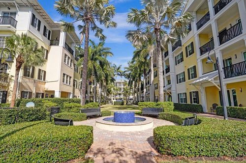 apt-307-226 N Latitude Cir, Delray Beach, FL, 33483-8063 | Card Image
