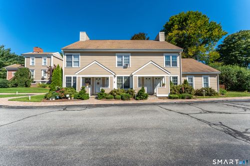 n158-54 Rope Ferry Rd, Waterford, CT, 06385-2813 | Card Image