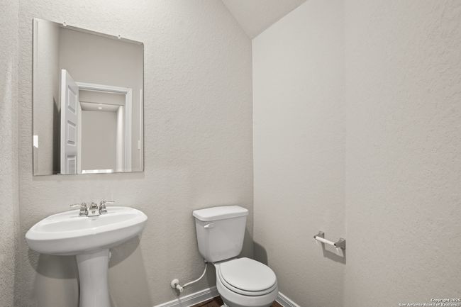 1209 Lauraine, House other with 5 bedrooms, 4 bathrooms and null parking in Seguin TX | Image 11