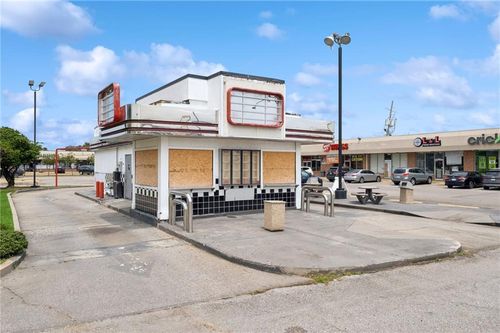3102 Loyola Dr, Kenner, LA, 70065-4139 | Card Image