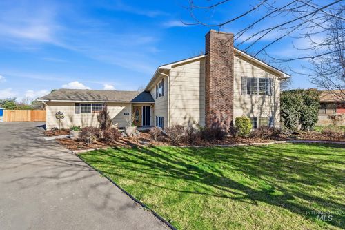 2072 S Crystal Way, Boise, ID, 83706-4346 | Card Image