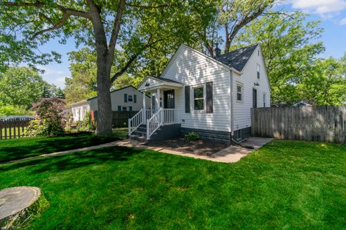 2756 Howard St, Lake Station, IN, 46405-2035 | Card Image