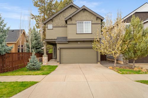 19544 Salmonberry Ct, Bend, OR, 97702-9166 | Card Image