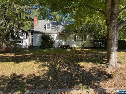 784 Austin Ave, Oradell, NJ, 07649-1408 | Card Image