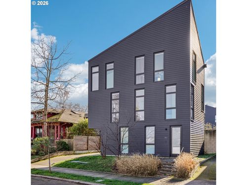 150 N Buffalo St, Portland, OR, 97217-1504 | Card Image