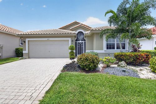 6839 Lismore Ave, Boynton Beach, FL, 33437-6420 | Card Image