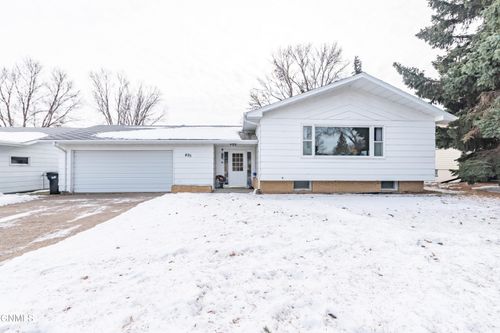 425 W Interstate Ave, Bismarck, ND, 58503-1028 | Card Image