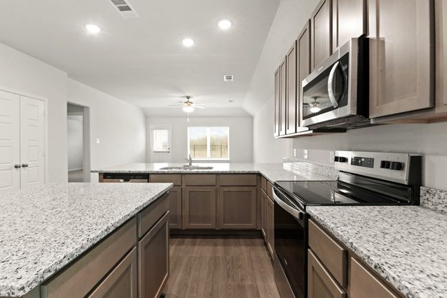 5024 Wellborn Rd, House other with 3 bedrooms, 3 bathrooms and null parking in Crowley TX | Image 16