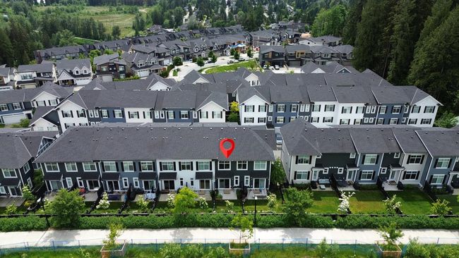 Aerial perspective of suburban area | Image 31