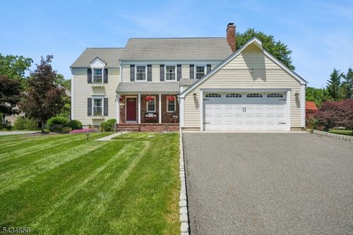 4 Copperfield Way, Morristown, NJ, 07960-4766 | Card Image