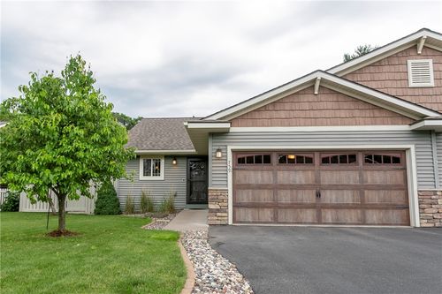 759 Club View Ln, Altoona, WI, 54720-2216 | Card Image