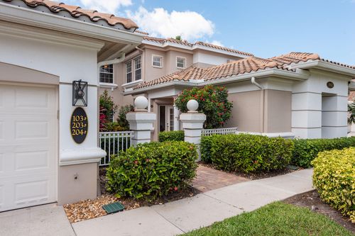 204-3950 Deer Crossing Ct, Naples, FL, 34114-6411 | Card Image