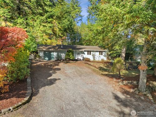 690 Ne Larson Blvd, Belfair, WA, 98528-9270 | Card Image