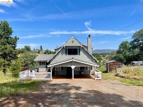 3421 Hartvickson Ln, Valley Springs, CA, 95252-8847 | Card Image