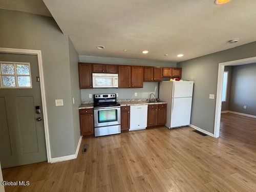 2-rear-461 Troy Schenectady Rd, Latham, NY, 12110-3241 | Card Image