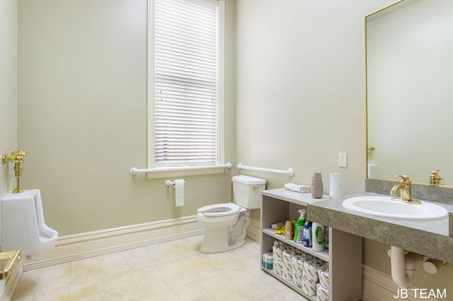 86 W Center St, Home with 0 bedrooms, 2 bathrooms and 5 parking in Douglas MI | Image 33