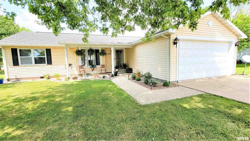330 S 10th Street Southwest, Clay City, IL, 62824 | Card Image