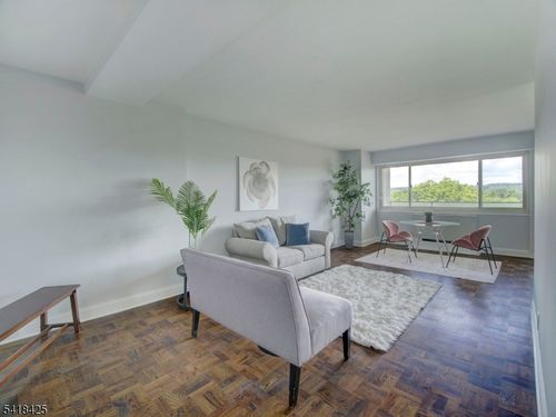 apt-8i-377 S Harrison St, East Orange, NJ, 07018-1262 | Card Image