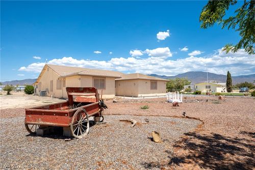 680 Mcmurray Dr, Pahrump, NV, 89060-2561 | Card Image