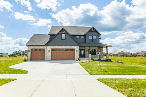 7423 Macedon St, Winfield, IN, 46307 | Card Image