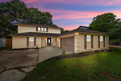 1819 Redwood Ct, Sugar Land, TX, 77498-2237 | Card Image