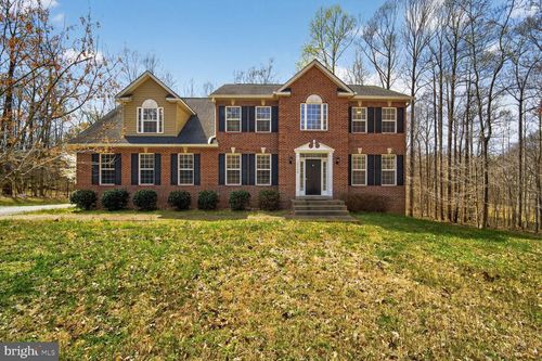 15900 Tanyard Rd, UPPER MARLBORO, MD, 20772-8215 | Card Image