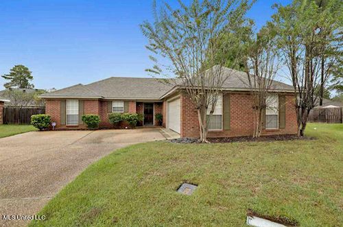 309 Silverleaf Cv, Brandon, MS, 39047-7479 | Card Image