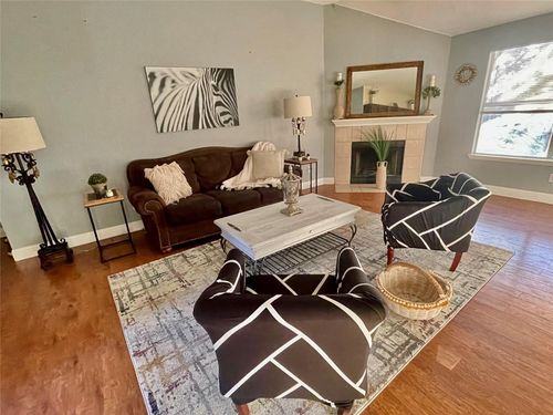 4613 Saint Thomas Pl, Fort Worth, TX, 76135-1653 | Card Image