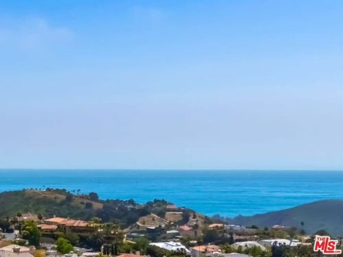 1626 Chastain, Pacific Palisades, CA, 90272 | Card Image
