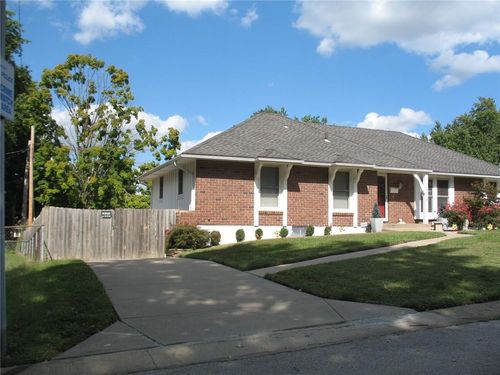 14810 E 34th St S, Independence, MO, 64055-2558 | Card Image