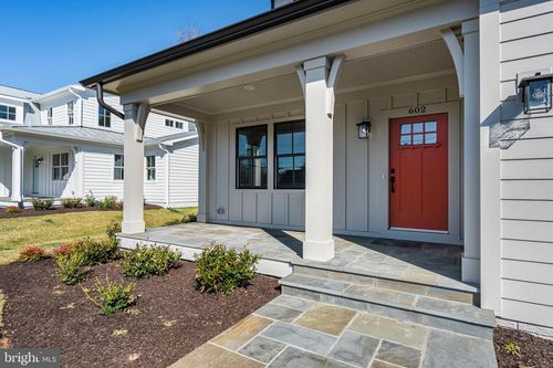 602 Martin Ave, MIDDLEBURG, VA, 20117-2642 | Card Image