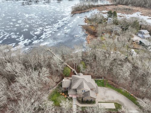 440 Captains Cir, Fall River, MA, 02721-5411 | Card Image