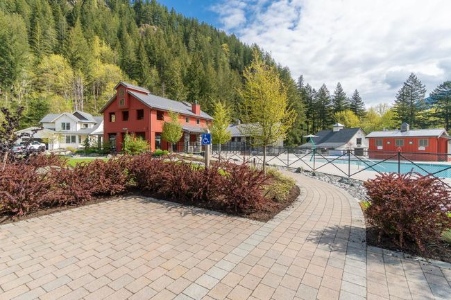 1829 Frosst Creek Crossing, House other with 2 bedrooms, 2 bathrooms and 4 parking in Lindell Beach BC | Image 37