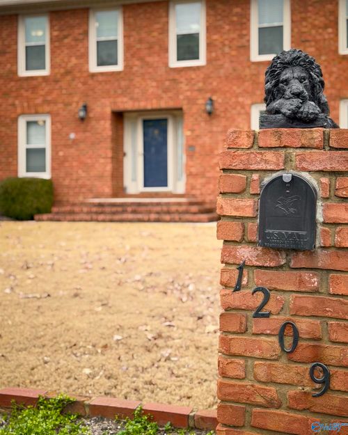 1209 Regency Blvd Se, Decatur, AL, 35601-4593 | Card Image