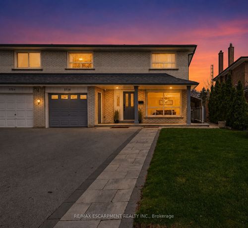 3726 Holden Cres, Mississauga, ON, L5A2V8 | Card Image