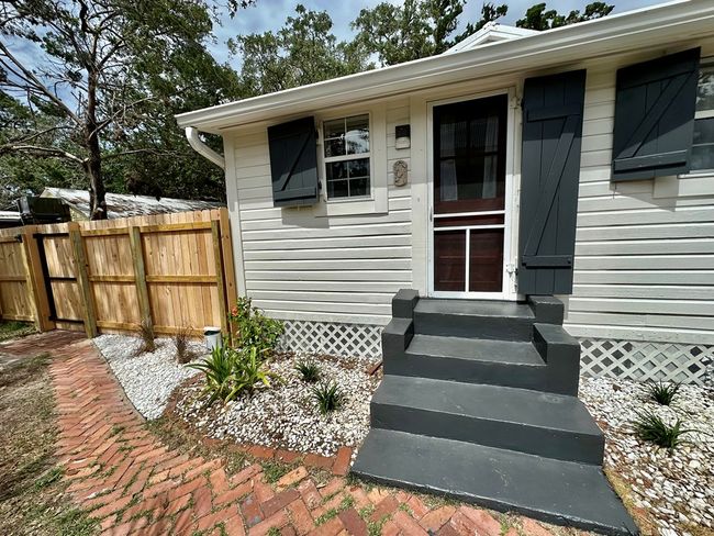 12409 Live Oak St, House other with 2 bedrooms, 1 bathrooms and 1 parking in CEDAR KEY FL | Image 51