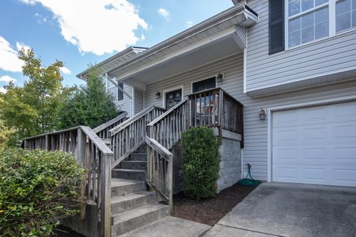 3659 Leisure Creek Ct, Lexington, KY, 40517-2902 | Card Image