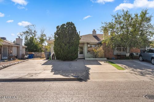 b-1533 Greg Powers Dr, El Paso, TX, 79936-6256 | Card Image