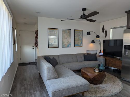 2526 Delaware St, Huntington Beach, CA, 92648-2520 | Card Image