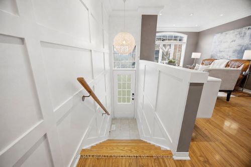 3378 Redpath Cir, Mississauga, ON, L5N8R1 | Card Image