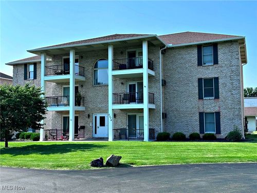 unit-5-7374 Eisenhower Dr, Youngstown, OH, 44512-5783 | Card Image