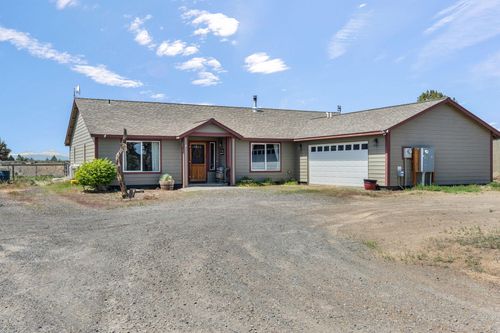 26291 Willard Rd, Bend, OR, 97701-9324 | Card Image