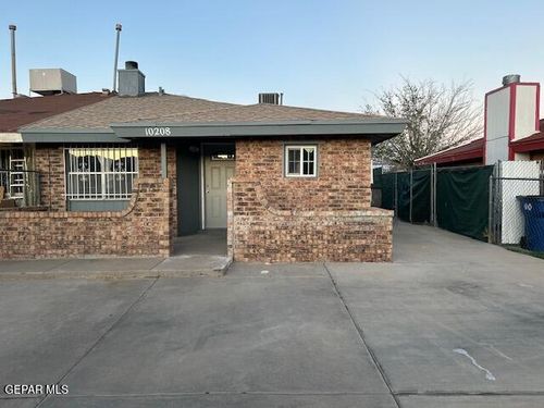 10208 Niagara Falls Pl, El Paso, TX, 79924-3546 | Card Image