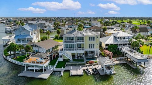 3509 Petite Cir, Galveston, TX, 77554 | Card Image