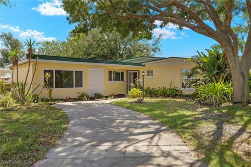 3843 La Palma St, FORT MYERS, FL, 33901-8510 | Card Image