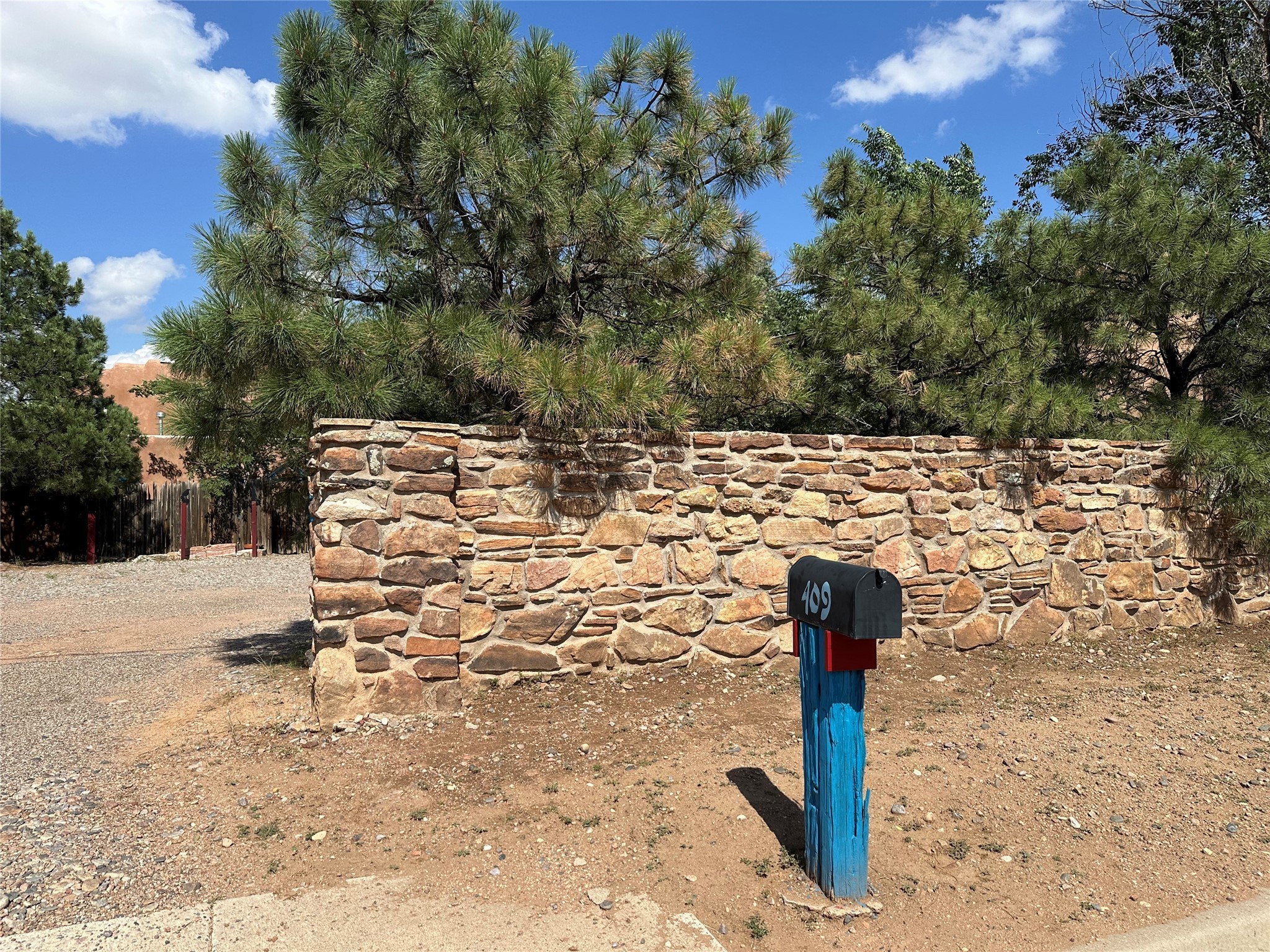 LA Joya Rd, Santa Fe, NM 87501