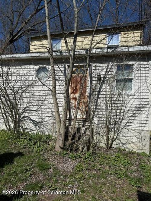 107 Ray Street, Old Forge, PA, 18518 | Card Image