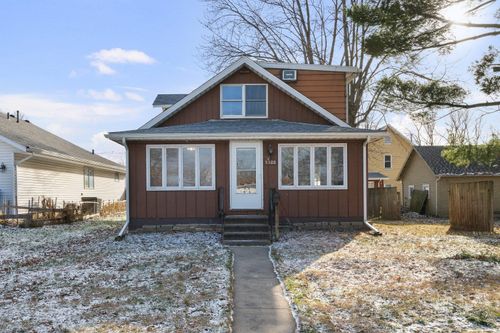 5108 6th Ave, Moline, IL, 61265-2701 | Card Image